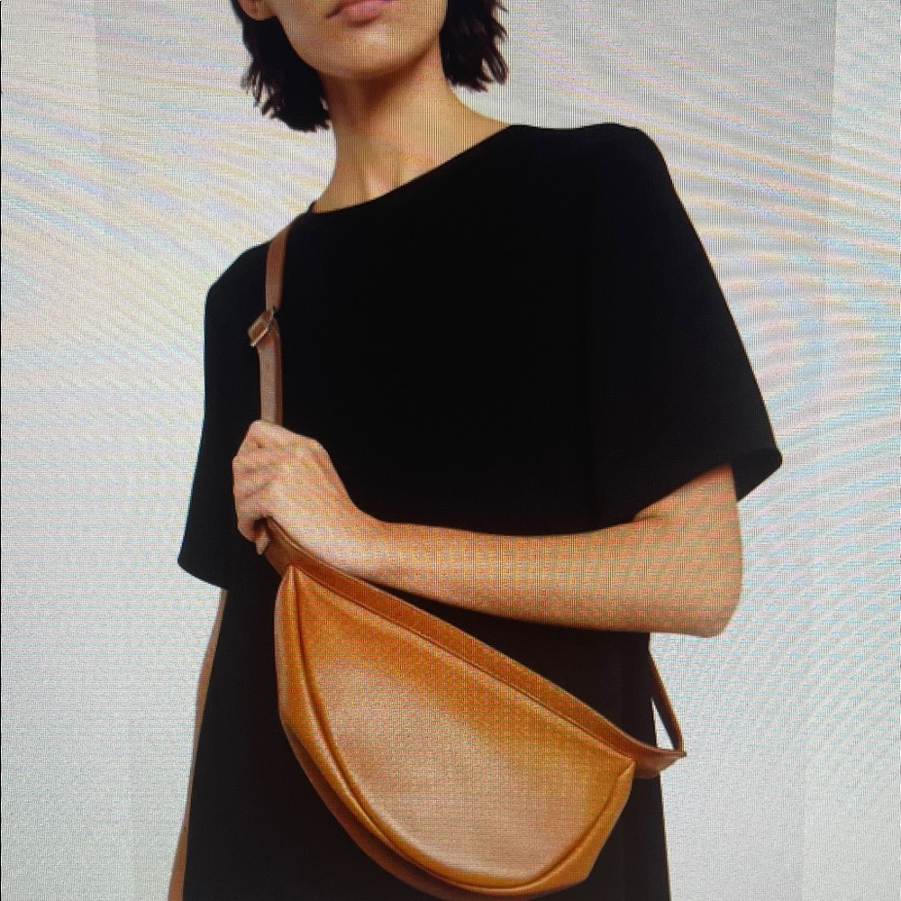 Chic Brown Leather Crossbody Bag